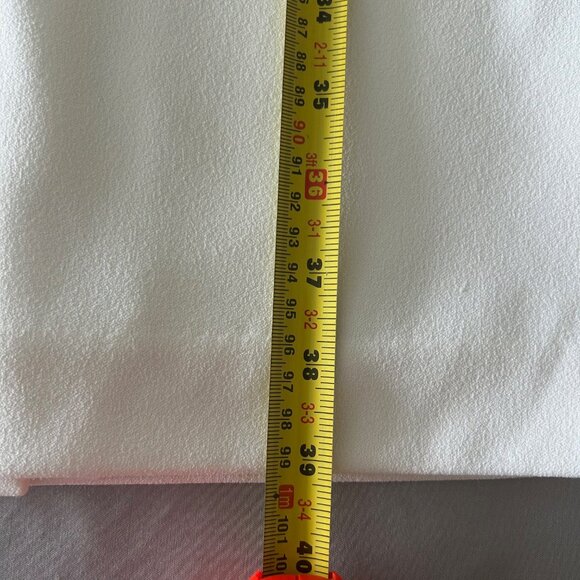 Tahari Below The Knee White Color Dress Sz 2 - Picture 7 of 9